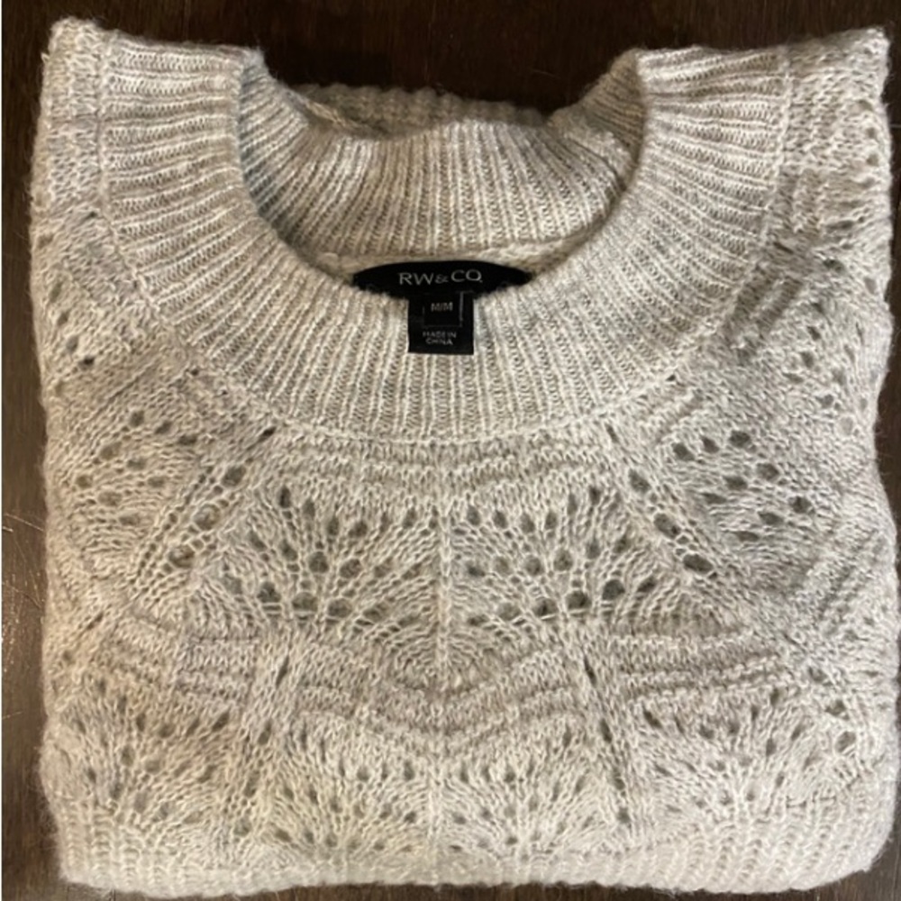 Knit sweater rw&co